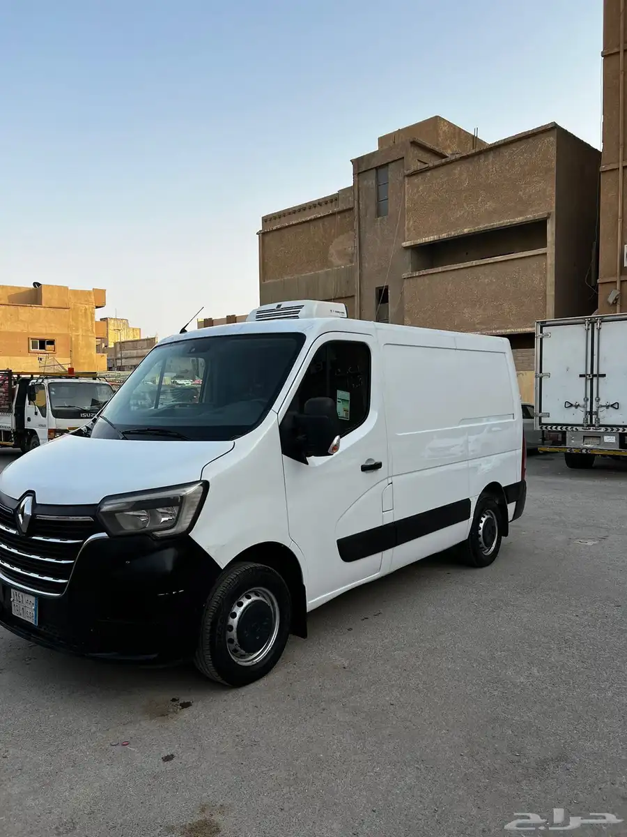 Renault 2021 Master commercial Refrigerator Van 4