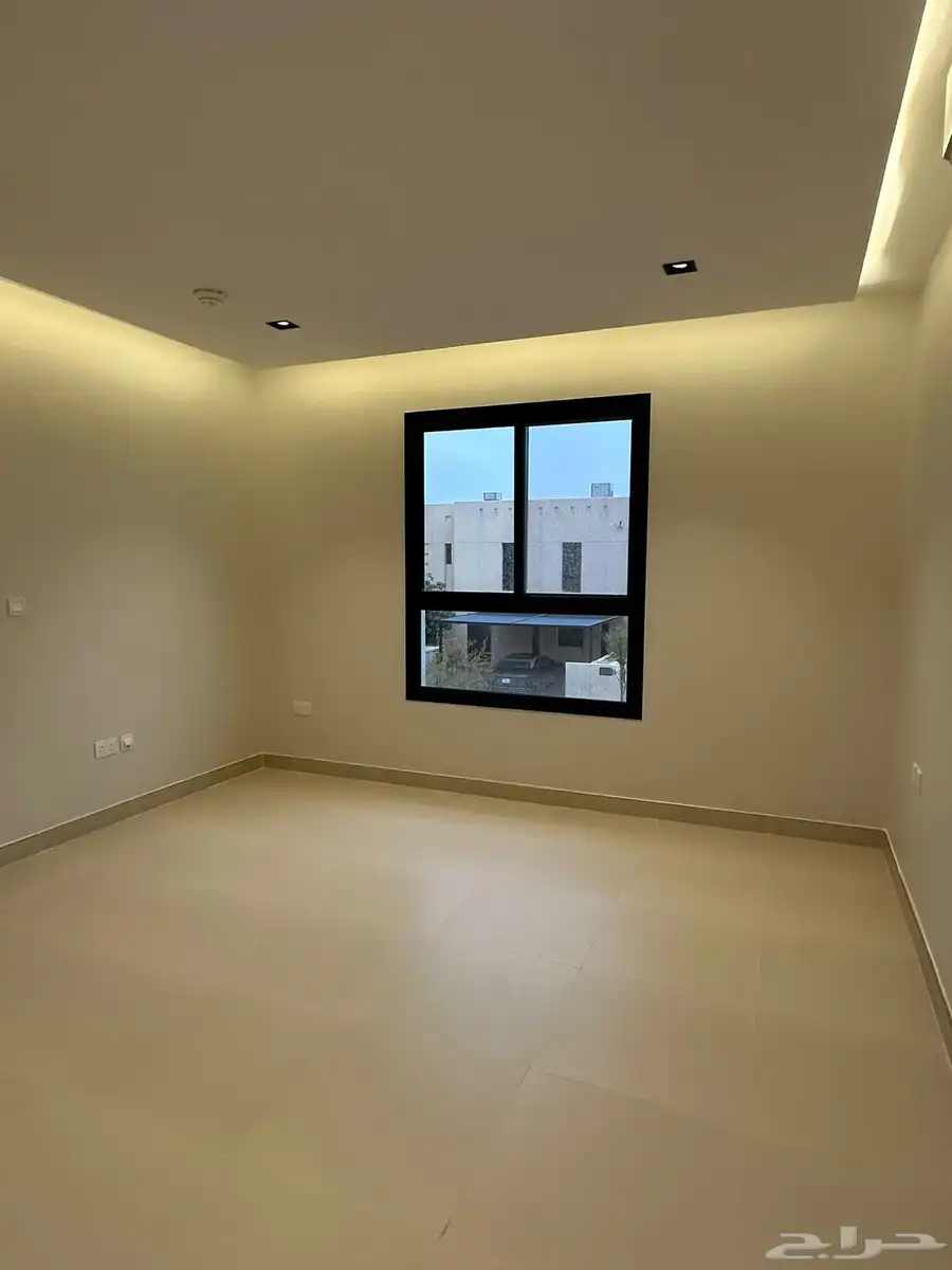 فيلا للإيجار بحي سدرة 6