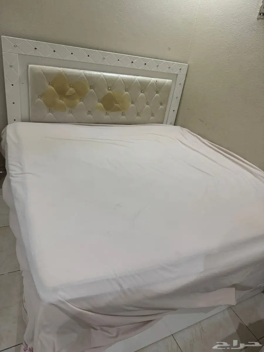 اثاث للبيع 0