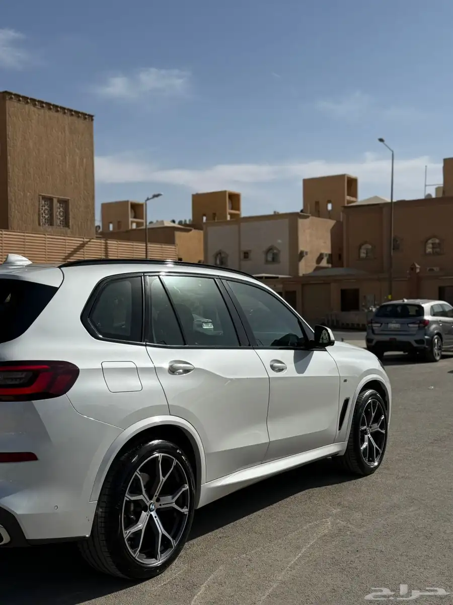 BMW X5 2023 0