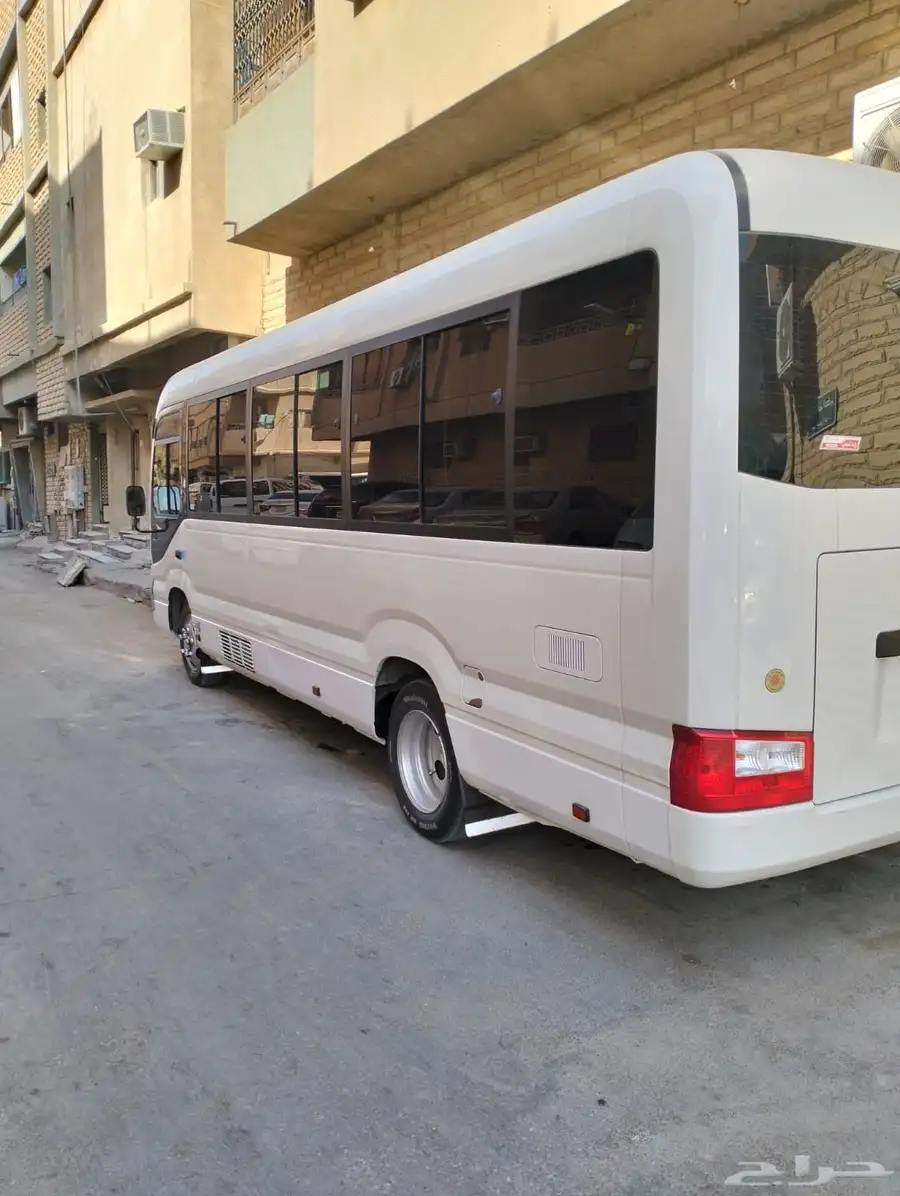 باص الايجار 22 راكب موديل 2022 1