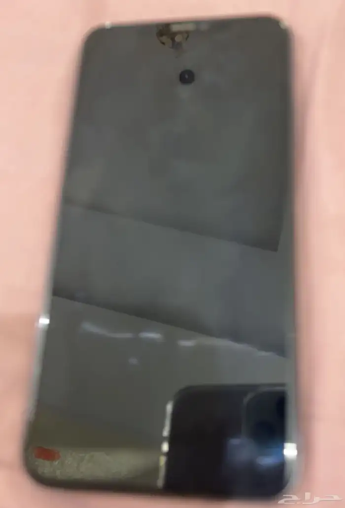 ايفون 11 برو ماكس نظيف استعمال خفيف 1