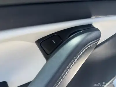 Tesla Model 3 23