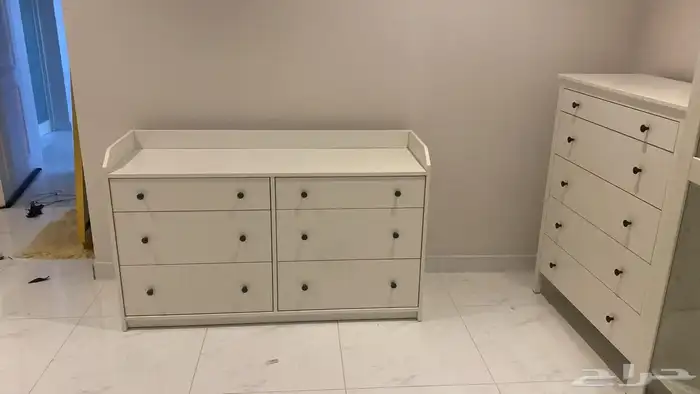 غرفة نوم نفرين شبه جديده 3