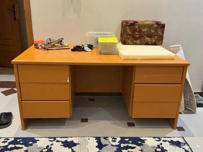 مكتب للبيع الرقم 0