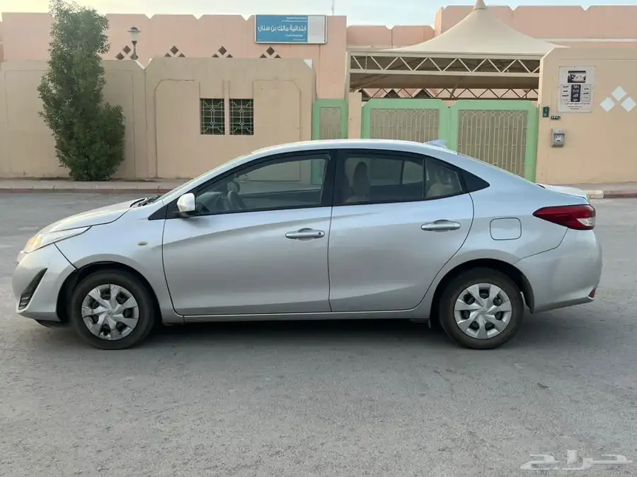 تويوتا يارس 2019 3