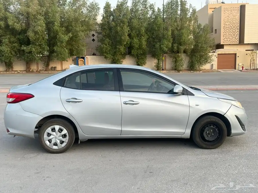 تويوتا يارس 2019 5
