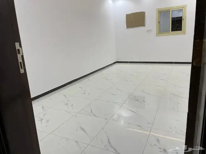 دور ومحلق بالسلام للبيع 6