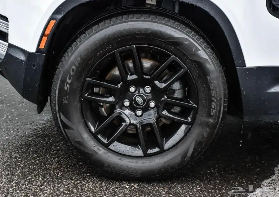 ديفندر 110 S موديل 2023 3