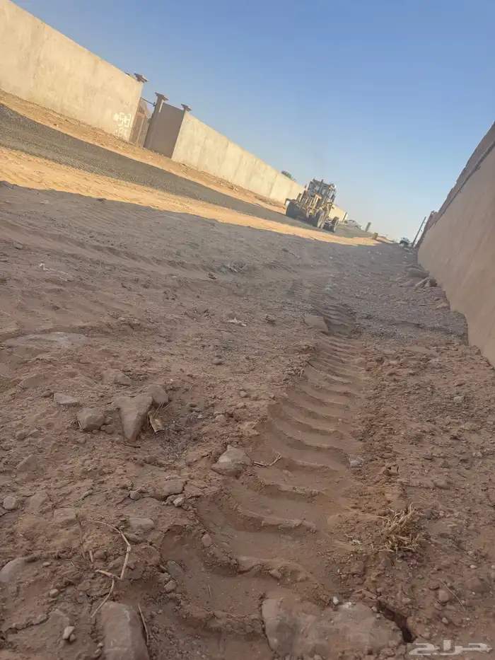 توريد صبيز اسفلت اعمال اسفلت 16