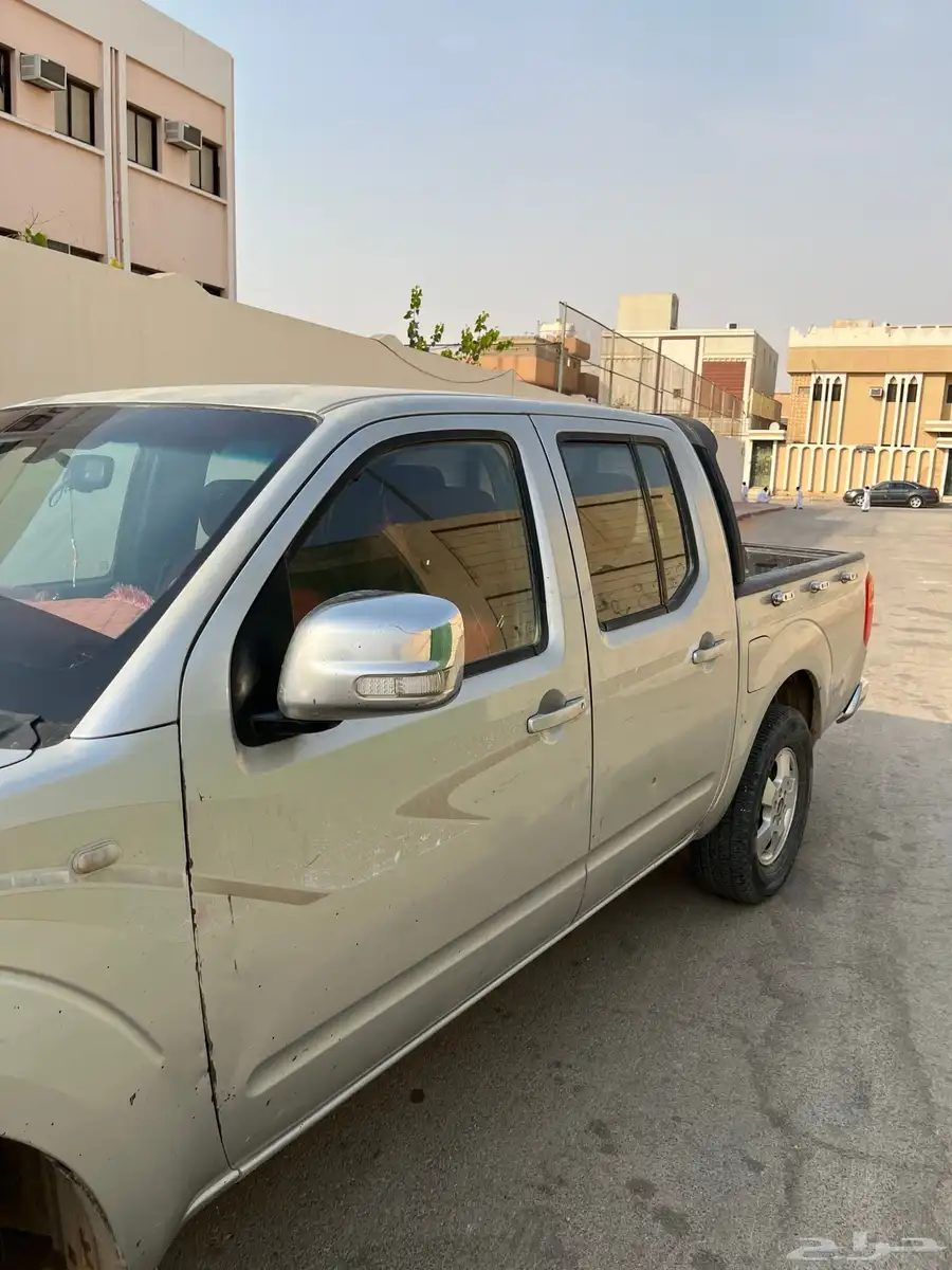 نيسان نافارا 2010 SE 2