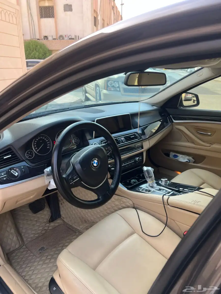 بي ام دبليو i520 2013 8