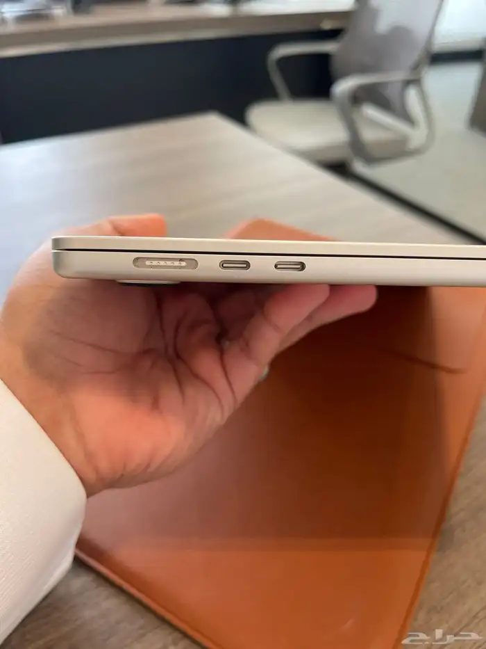 ماك بوك اير 15 إنش 5
