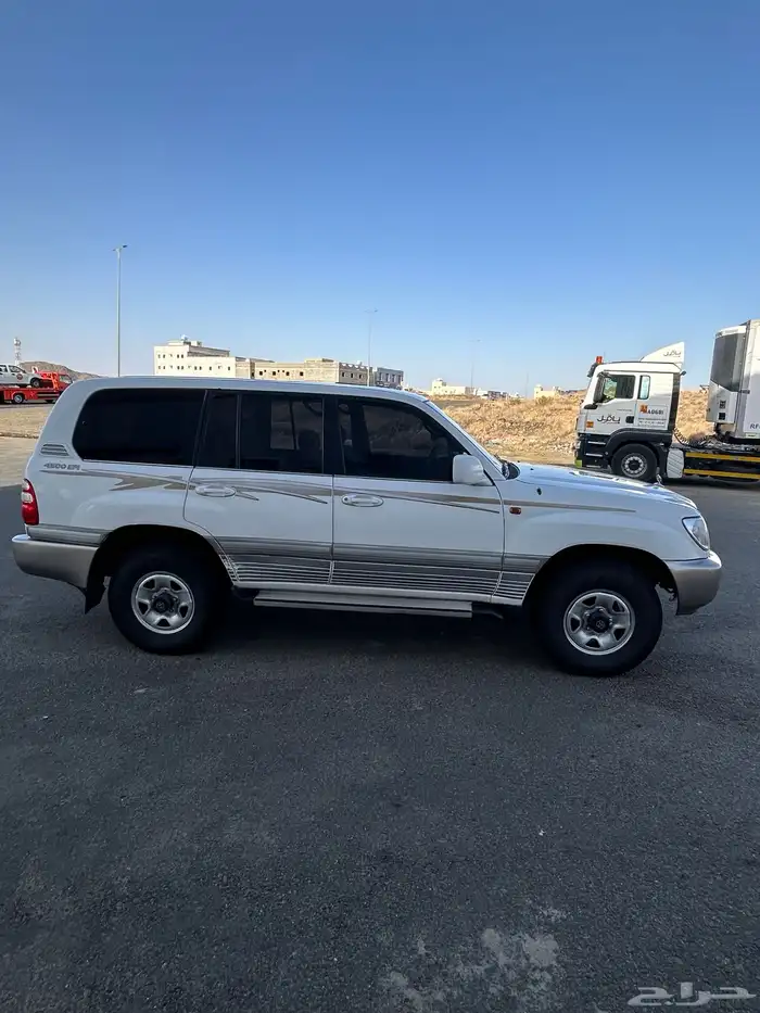 لاندكروزر 2003 نظيف GXR 6