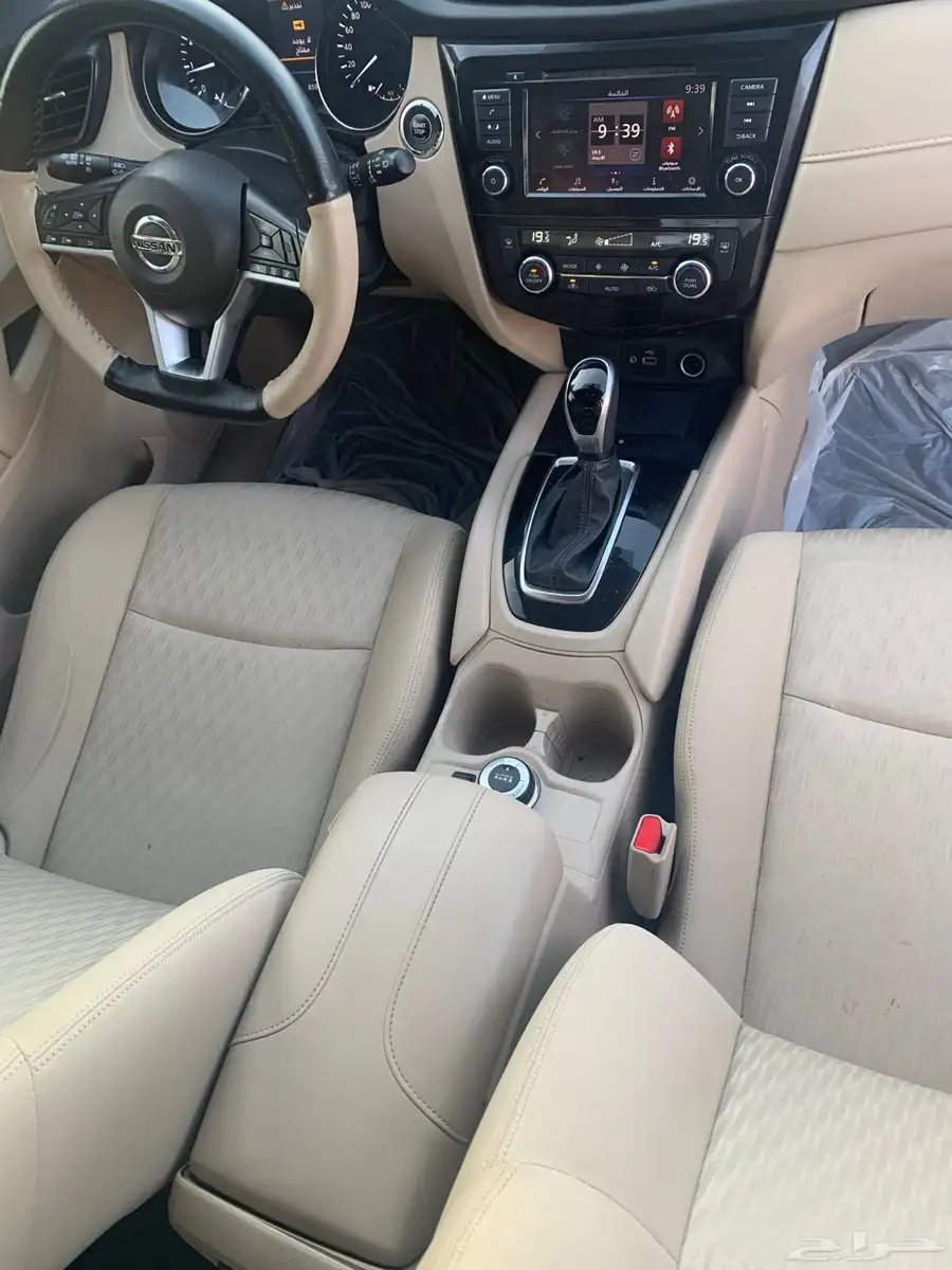 نيسان اكس تريل موديل2021 36