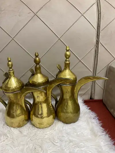 ثلاث دلال طيبات دق رسلان 0