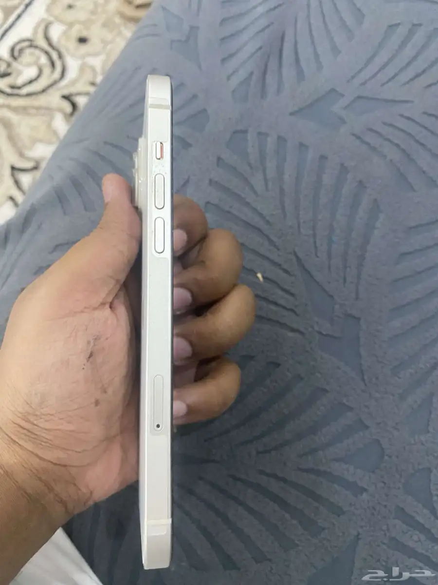 ايفون 14 بلس 3
