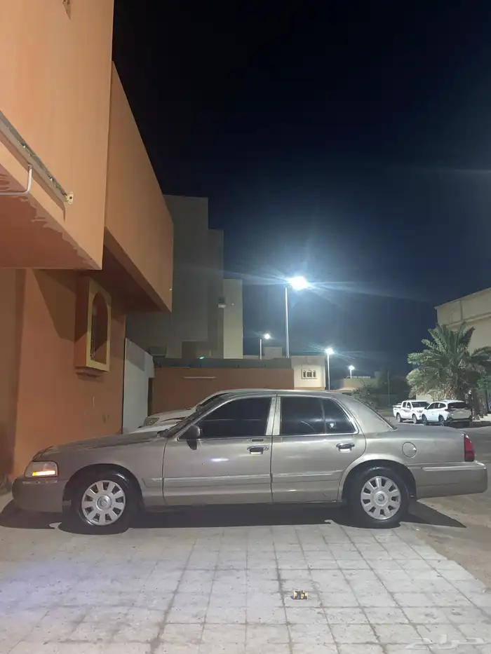 فورد ماركيز 2005 نظيف (اقبل بدل) 3