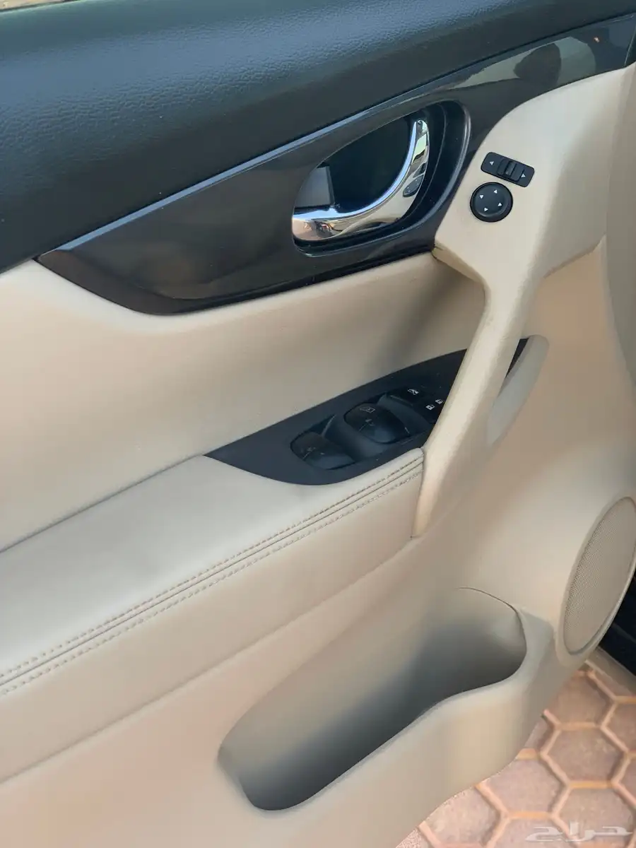 نيسان اكس تريل موديل2021 33