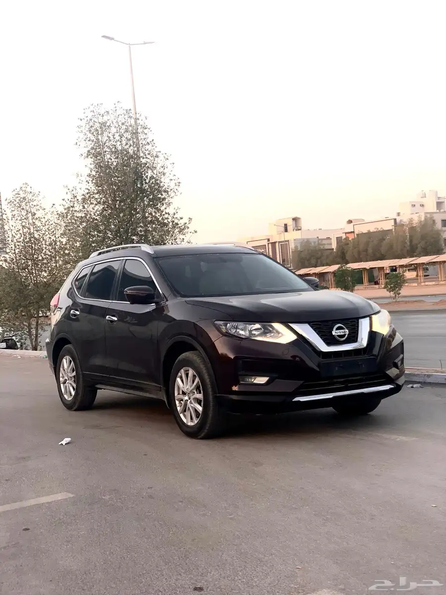 نيسان اكس تريل موديل2021 3