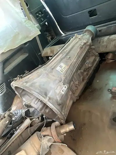 للبيع قطع غيار سكويا وتندرا 3