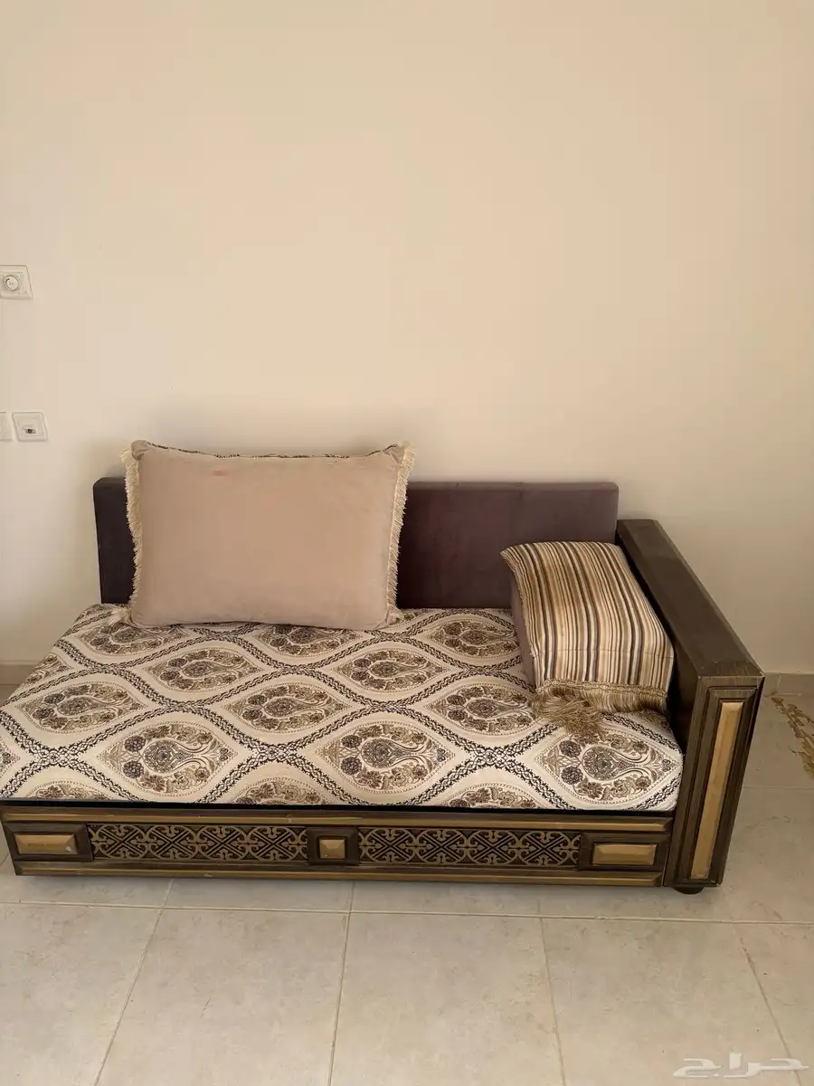 مجلس فاخر   طراز أندلسي شرقي (7 قطع) 3