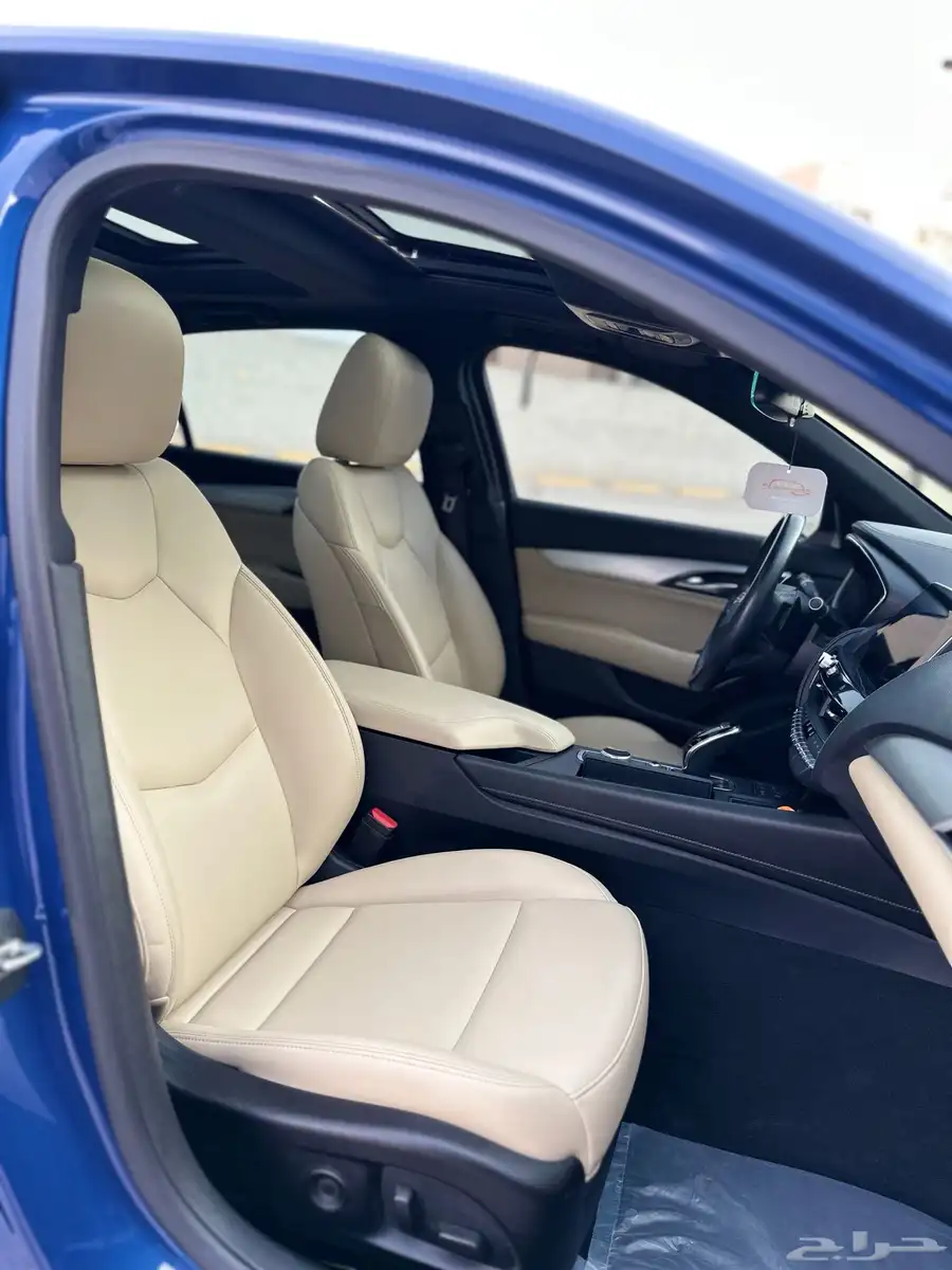 كاديلاك CT5 2021 33