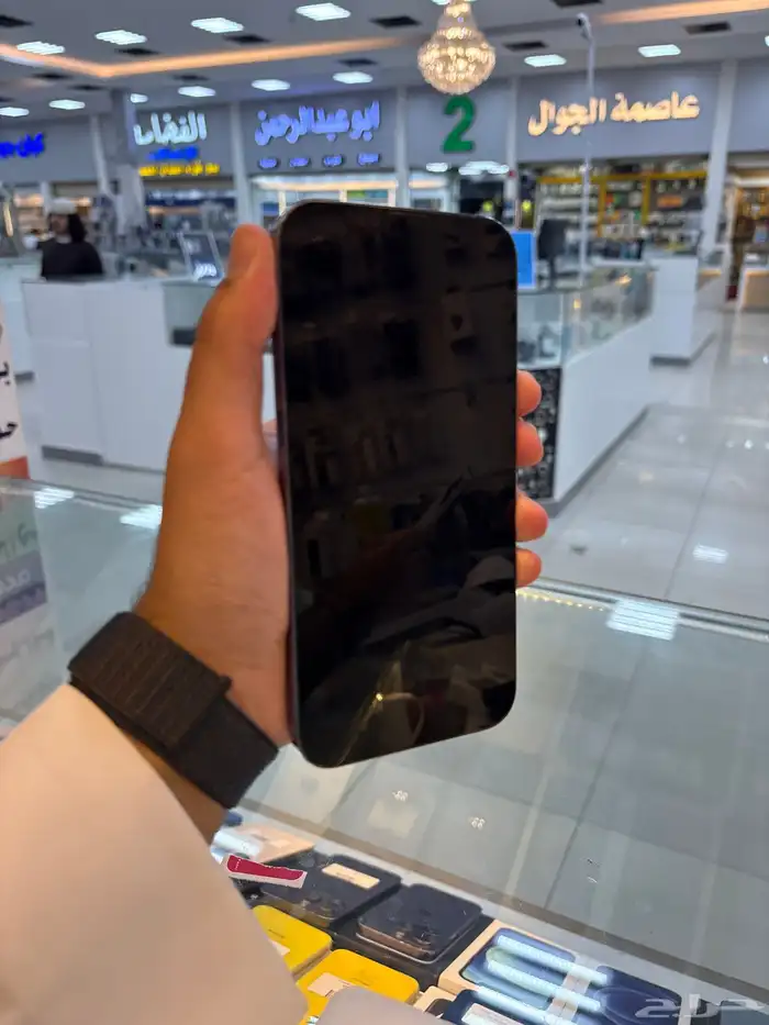 مستعمل ايفون 13 برو ماكس 256 لون بحري و لون زيتي 2