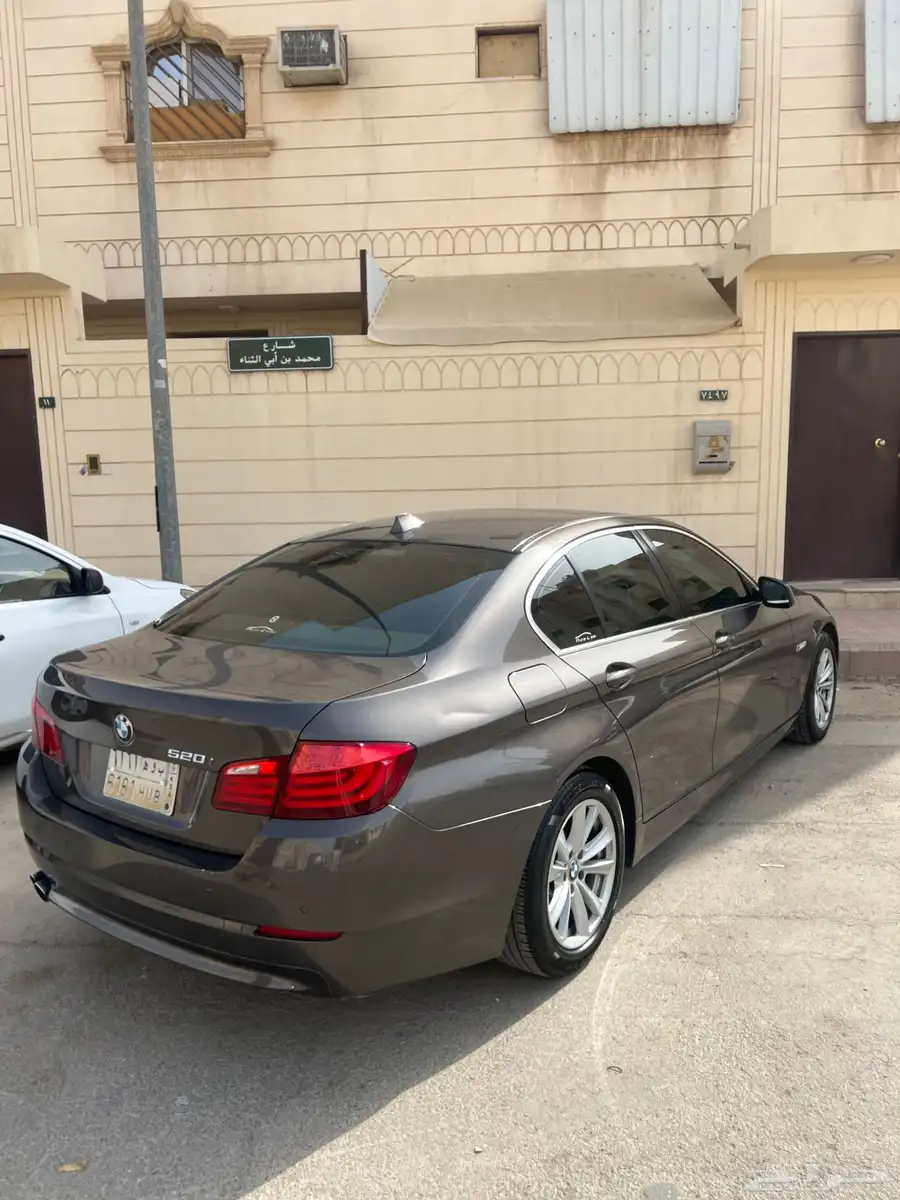 بي ام دبليو i520 2013 5