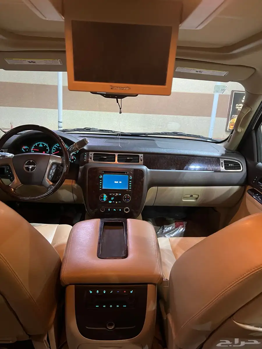 GMC دينالي 2011 9