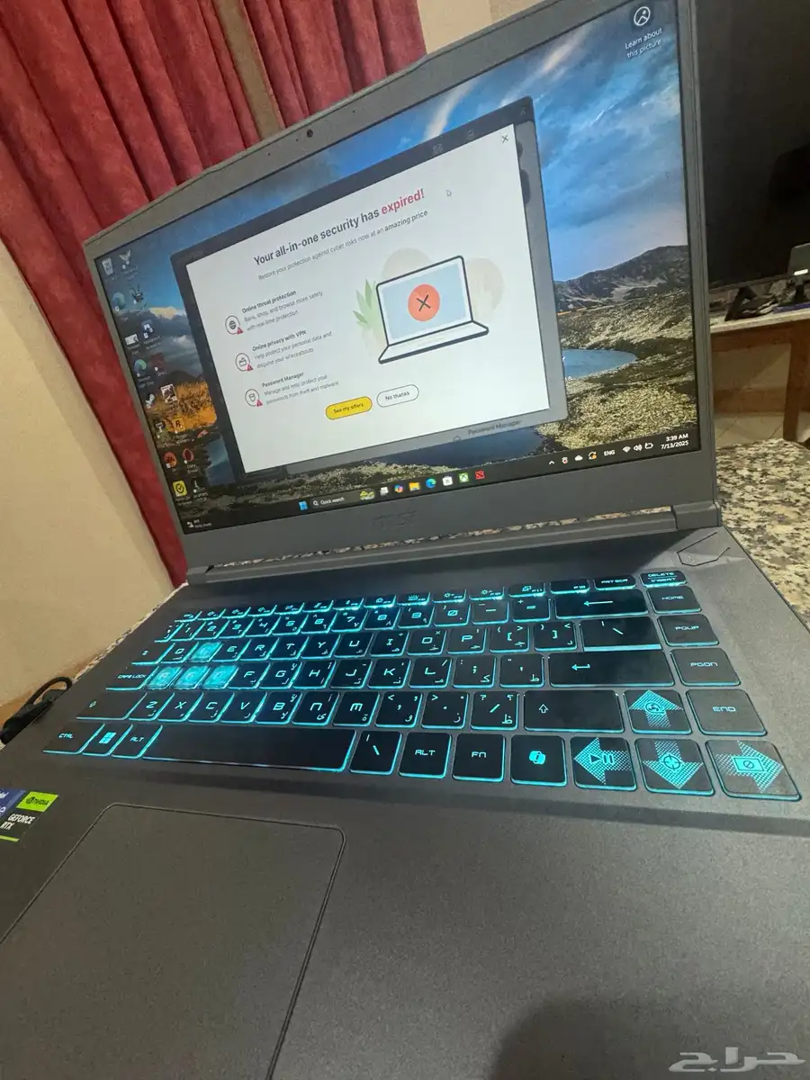 MSI Thin 15 B13VE Gaming 0