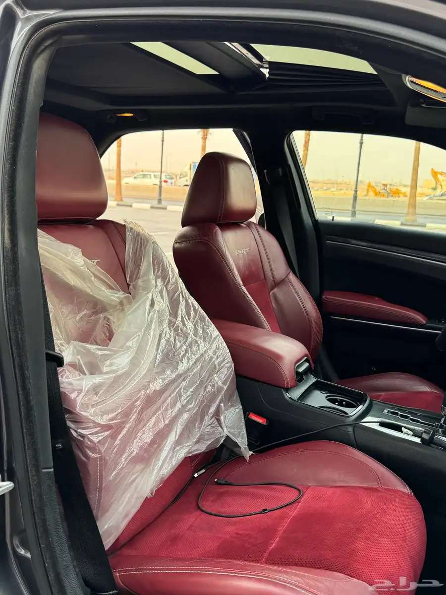 للبيع كرايسلر 6.4SRT 21