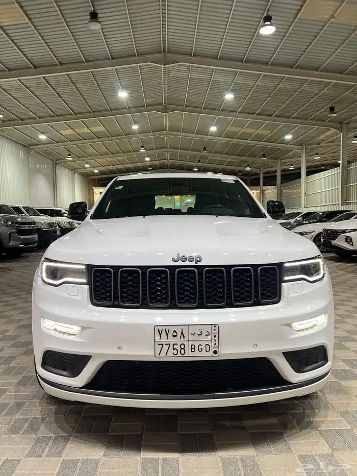 للبيع قراند شيروكي S 2019 نظيف 4