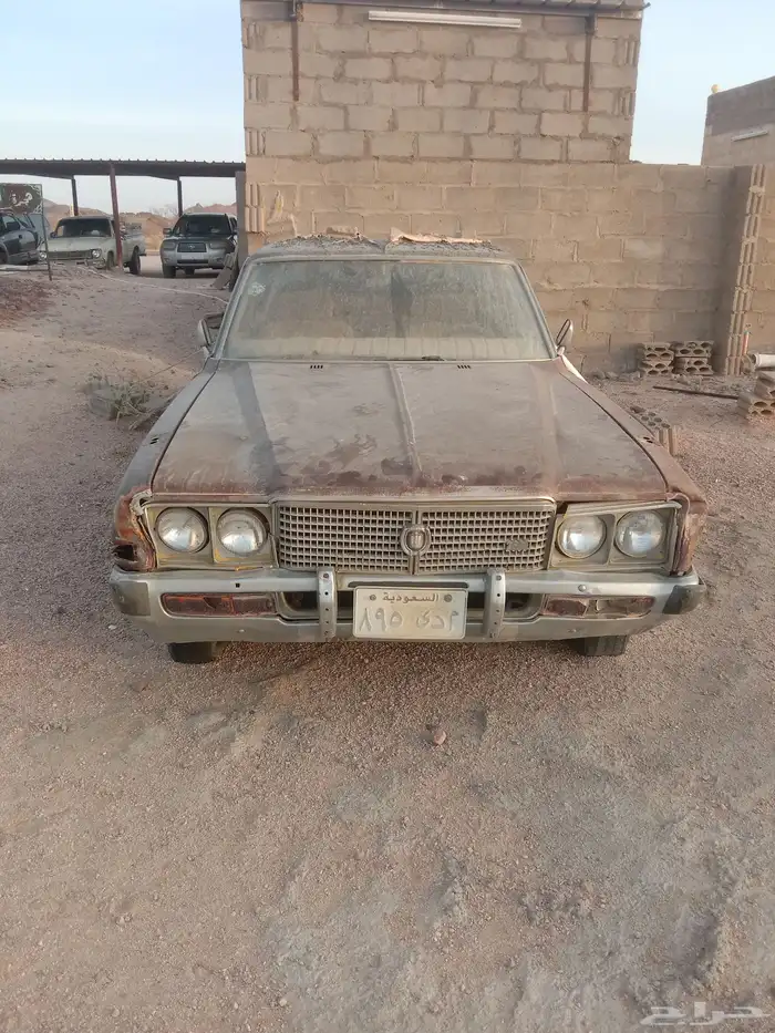 كراون مخزن موديل 1977 1