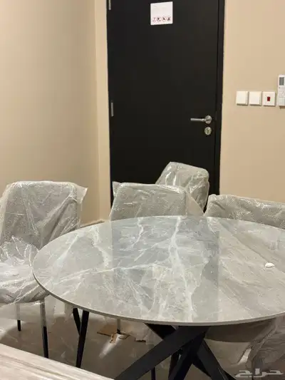 طاولة طعام 4 كراسي 0