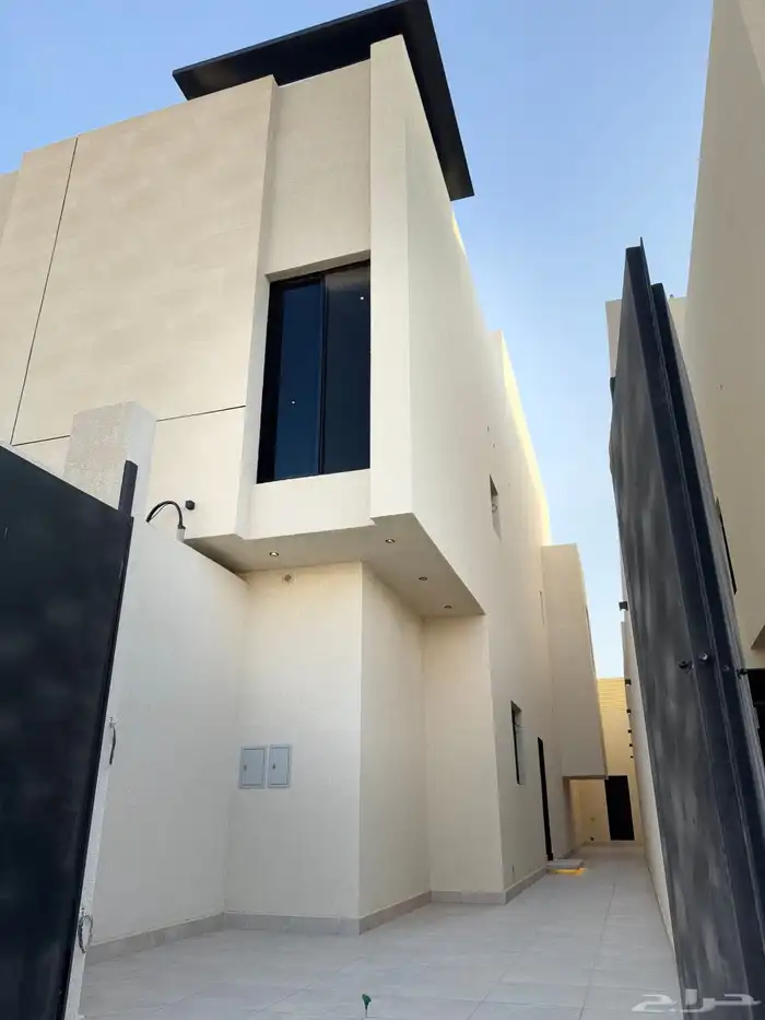 ارخص تاون هاوس جديد في شمال الرياض 0
