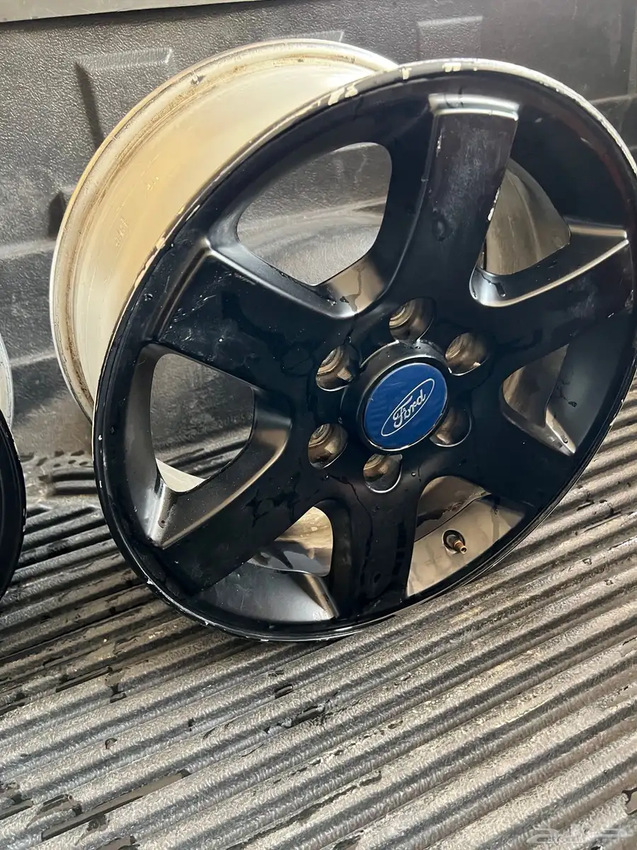 جنوط فورد مقاس 17 اسود و مسجل فورد f150 وكالة 0