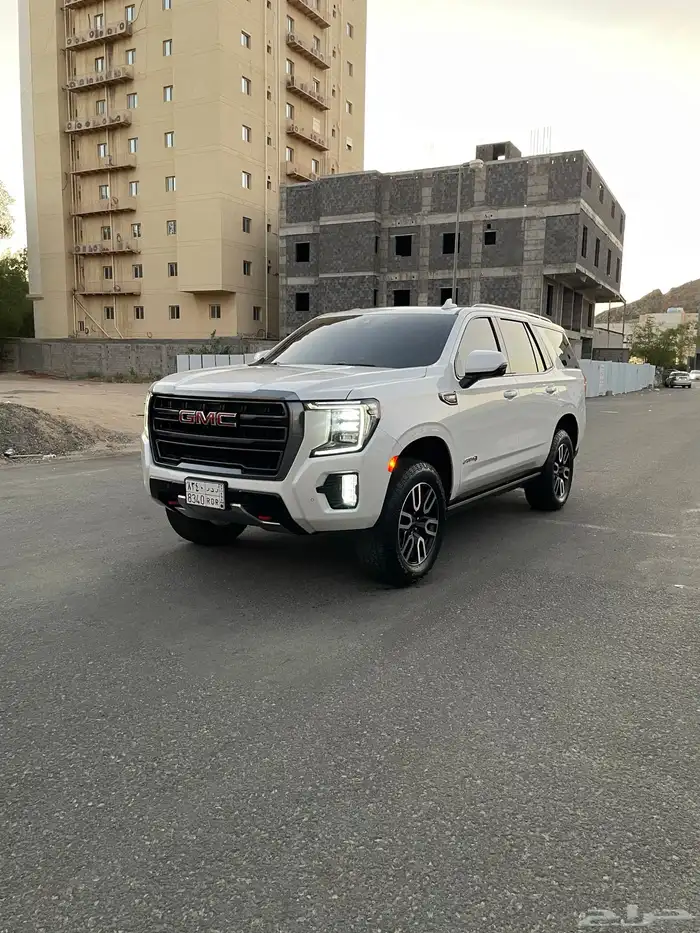 جي ام سي 2022 يوكن At4 نظيف جدا 12