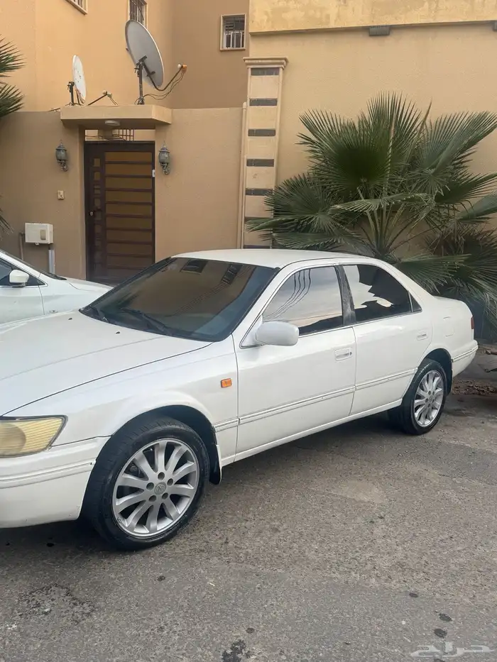 للبيع كامري مديل 98 مرهمه 2002 2