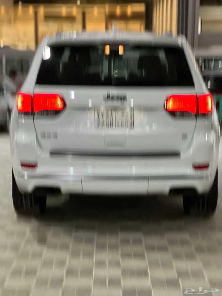 للبيع قراند شيروكي S 2019 نظيف 12