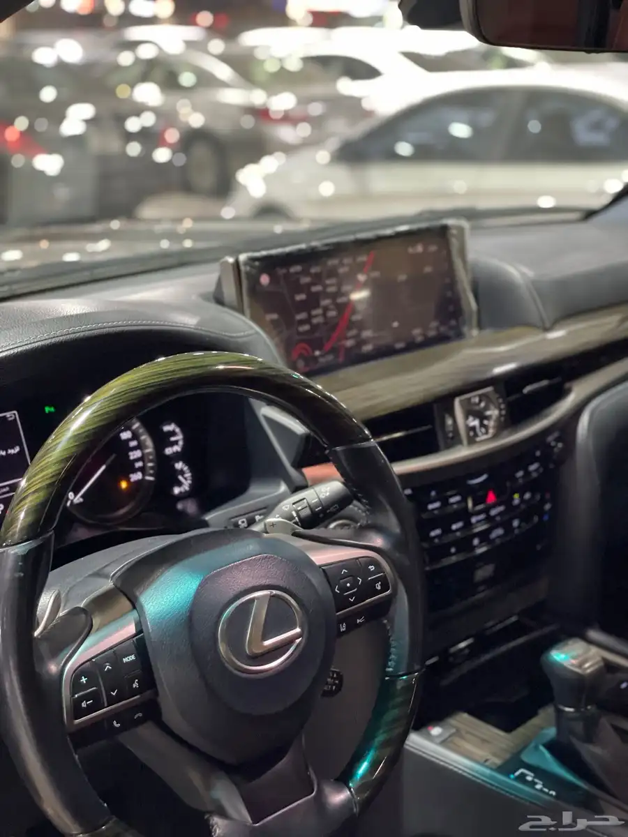 جيب لكزس LX 570DD سبورت سعودي 2019 14