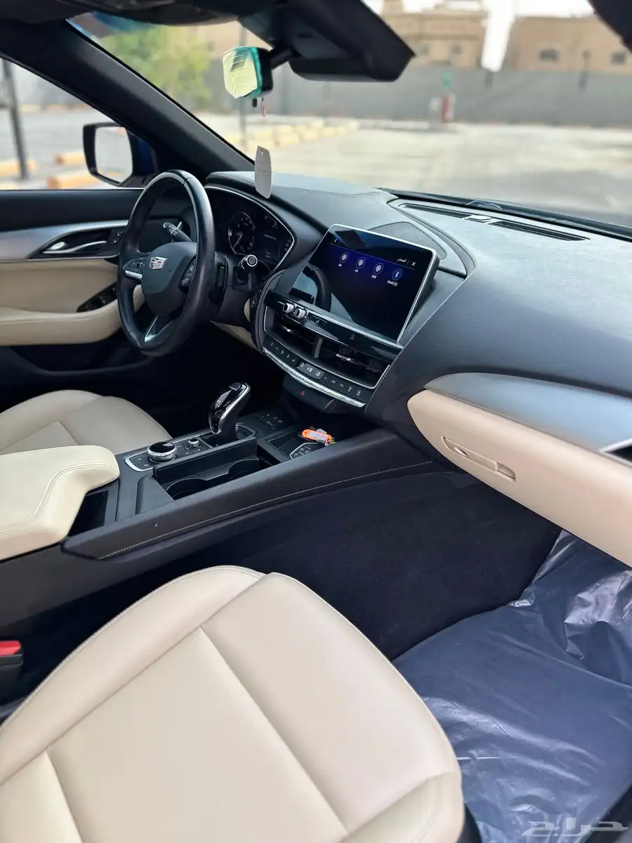كاديلاك CT5 2021 38