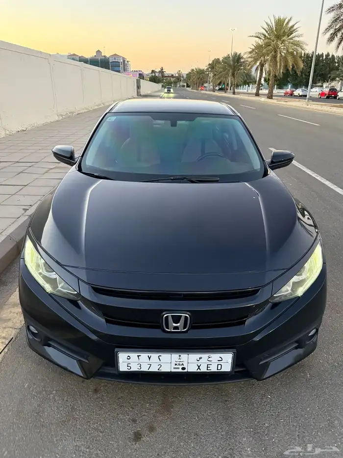 هوندا سيفيك 1.6 2019 نص فل للبيع 7