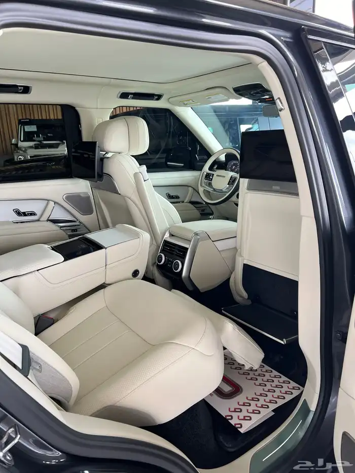 لاند روفر فوج اس في - Range Rover SV 2024 8