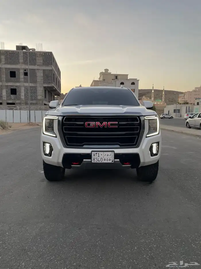 جي ام سي 2022 يوكن At4 نظيف جدا 1