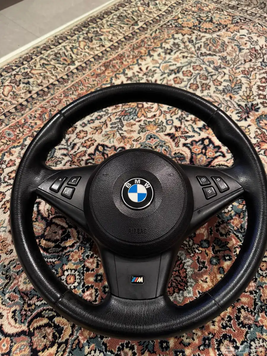 للبيع قطع BMW M5 55