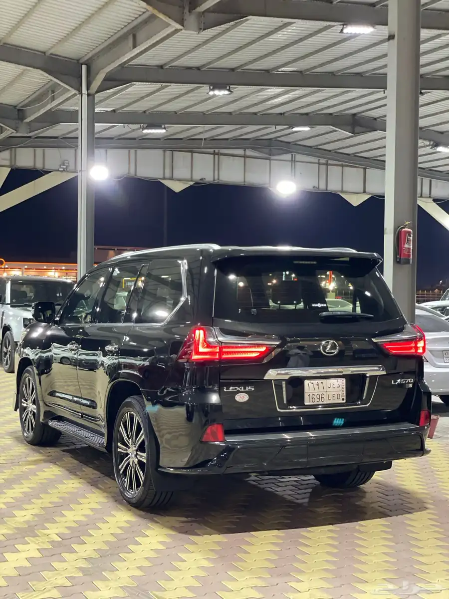 جيب لكزس LX 570DD سبورت سعودي 2019 7