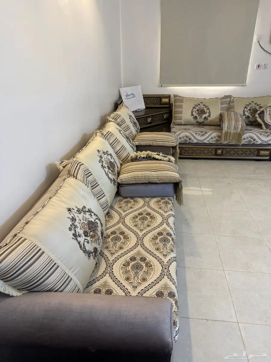 مجلس فاخر   طراز أندلسي شرقي (7 قطع) 0
