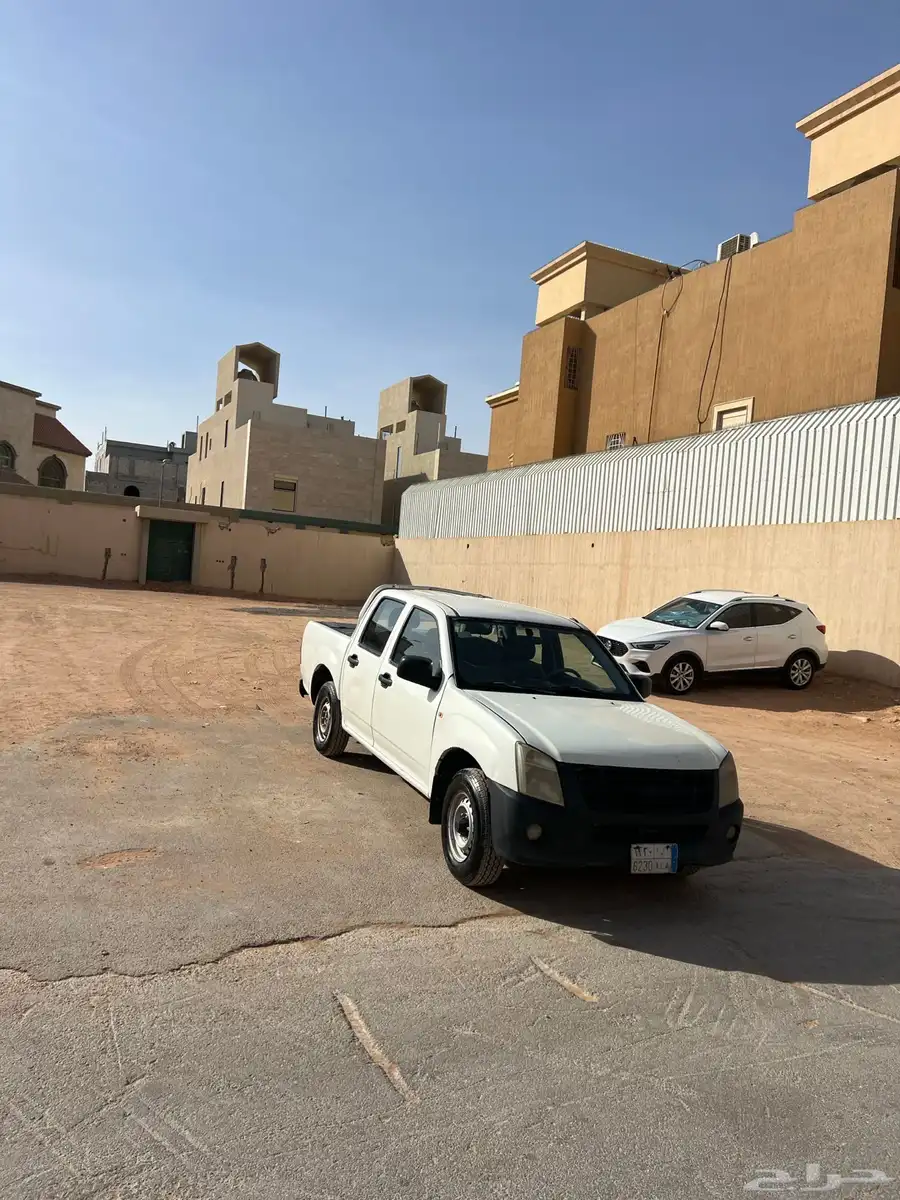 ايسوزو للبيع 2011 0