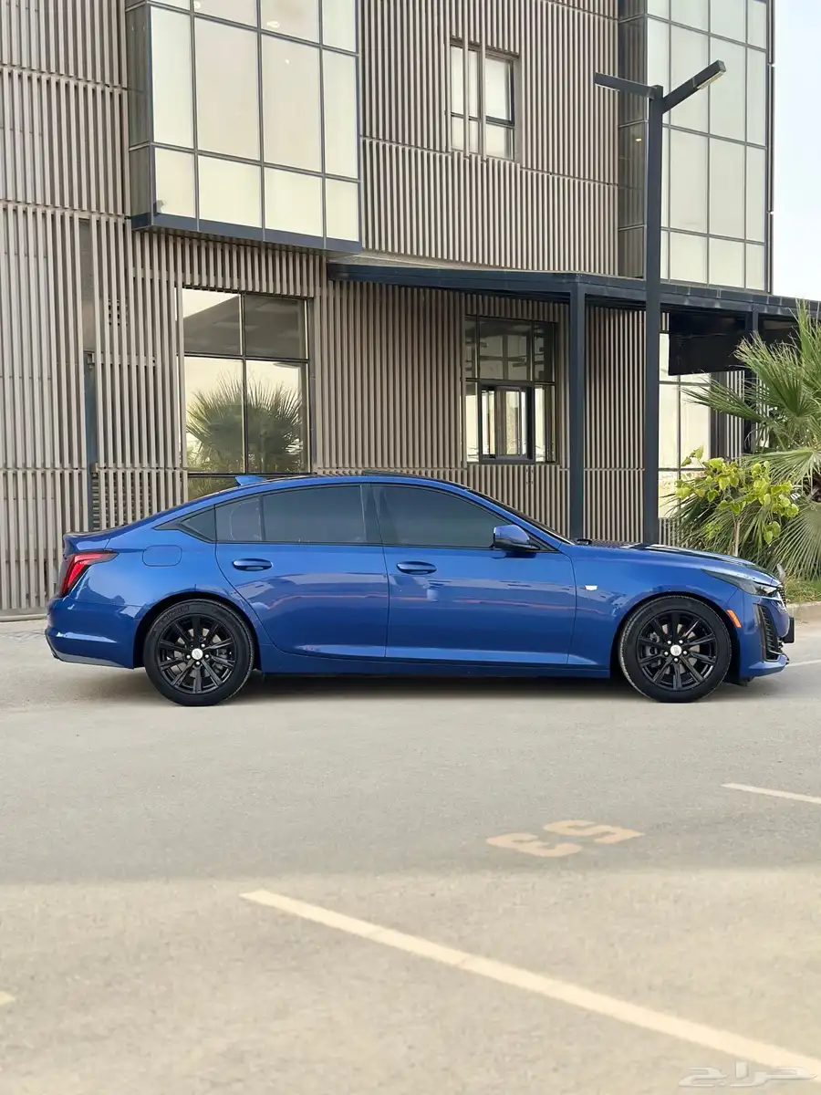 كاديلاك CT5 2021 4